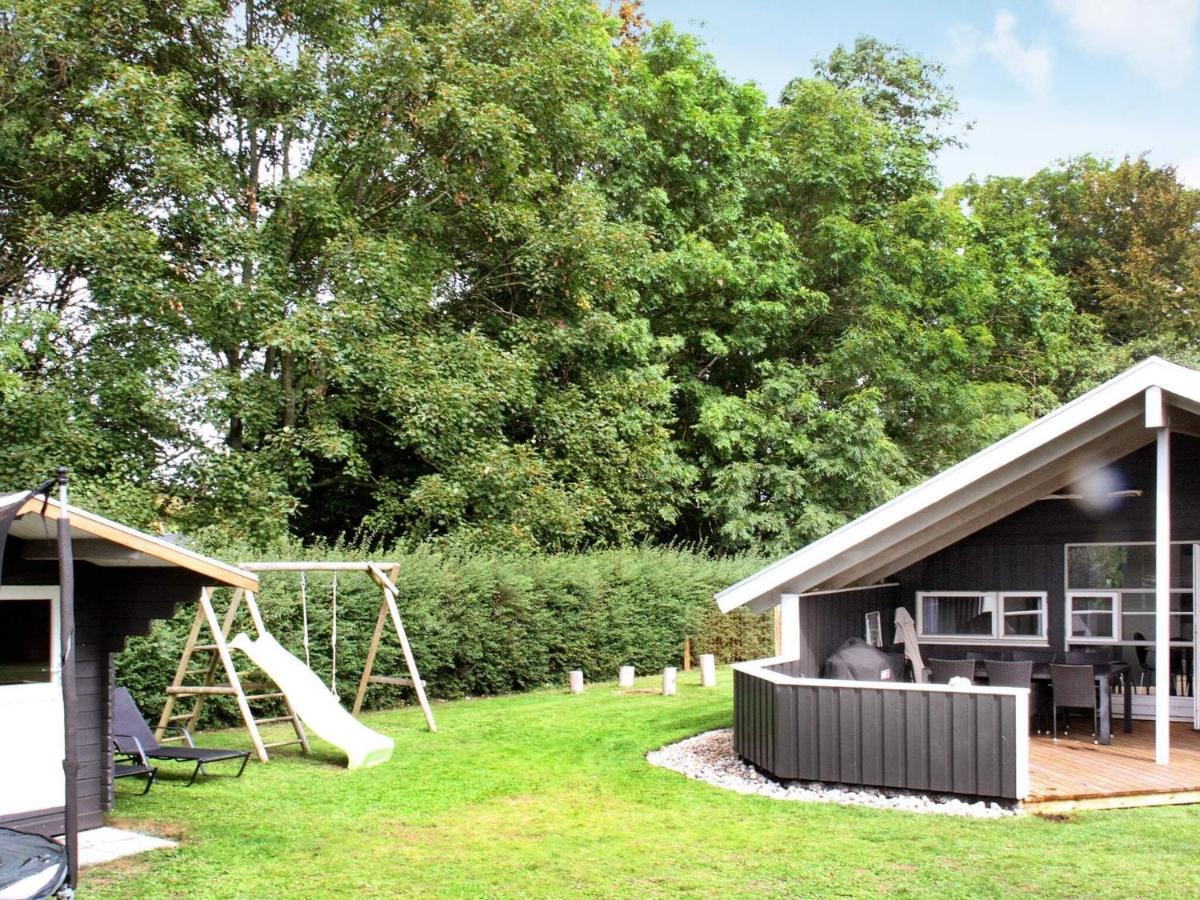 Four-Bedroom Holiday Home In Sydals 4 Vibøge Exteriér fotografie
